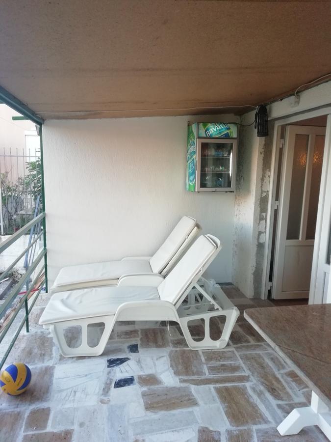 Apartman Holiday บุดวา ภายนอก รูปภาพ